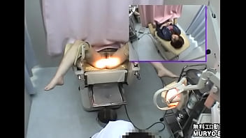 関西某産婦人科に仕掛けられていた隠しカメラ映像が流出  美脚の女子大生アキ（20）内診台診察